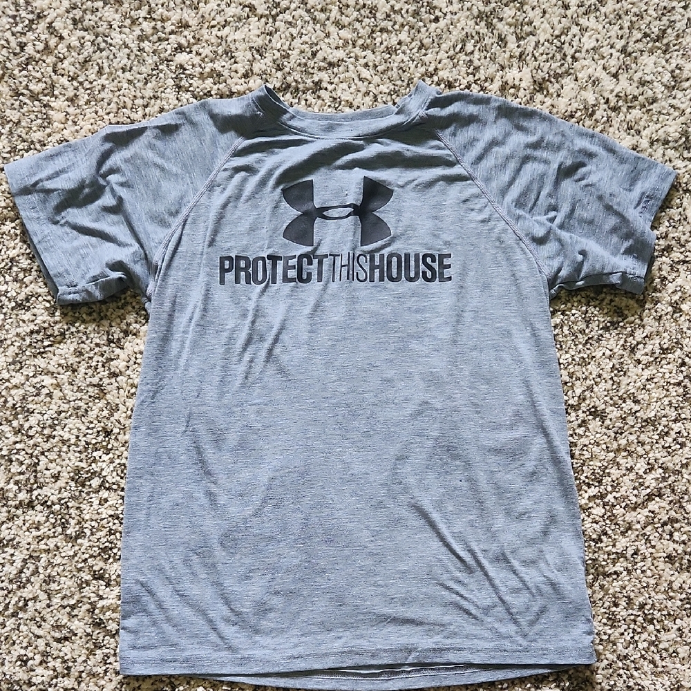 Under Armour Gray Graphic T-Shirt